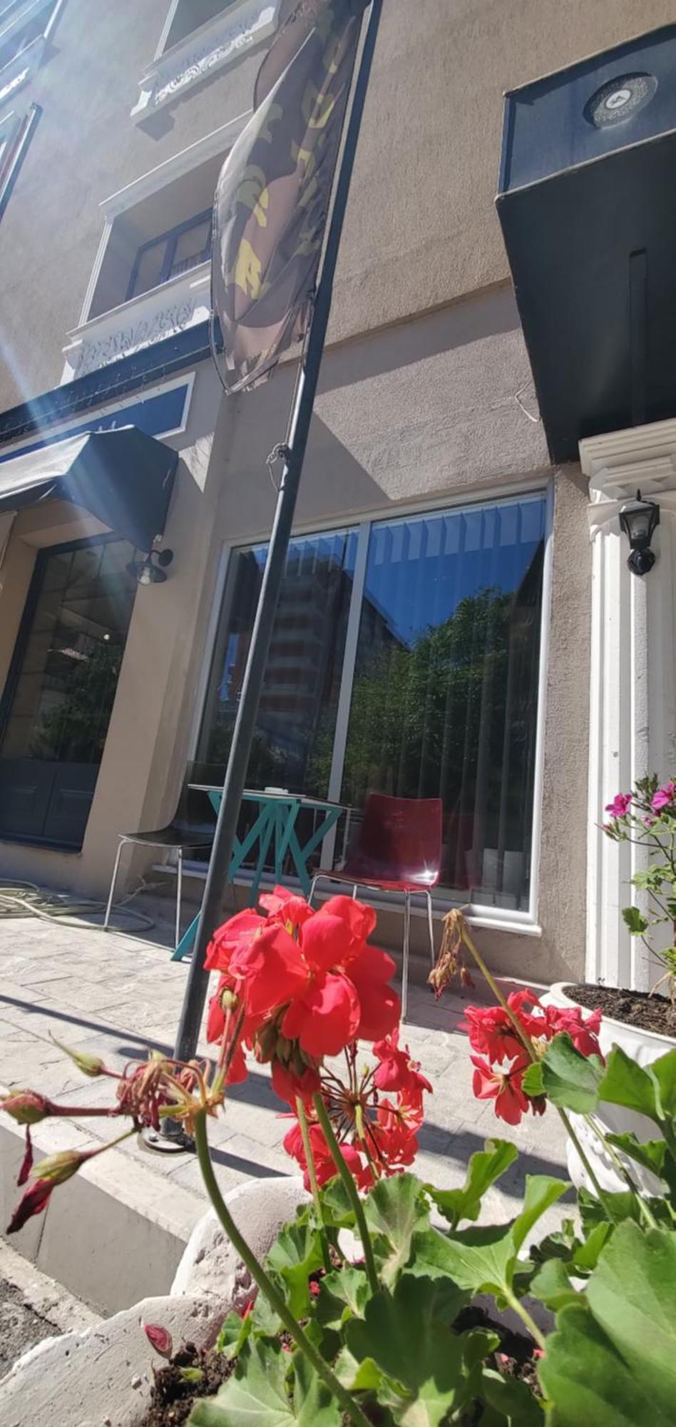 Hotel Alysa Korça Exteriör bild